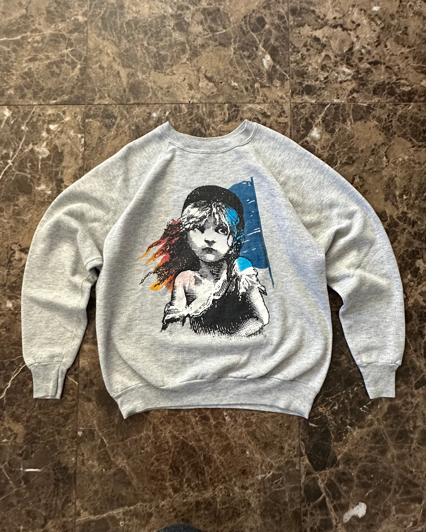 VTG 80’s Les Misérables Crewneck Sweatshirt (M)