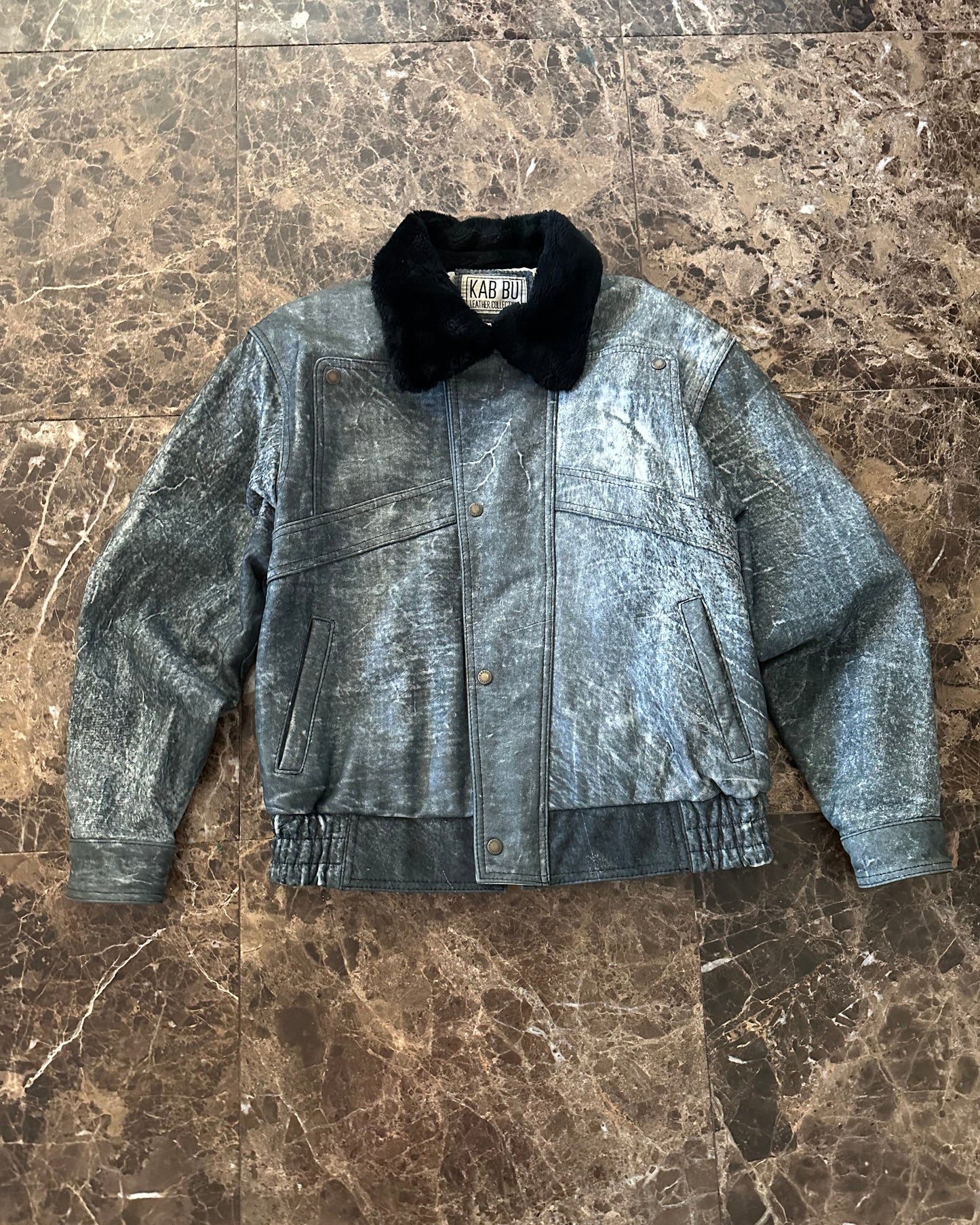 VTG ‘Ka Bu’ Seoul Faux Leather Jacket with Faux Fur Collar (M/L)